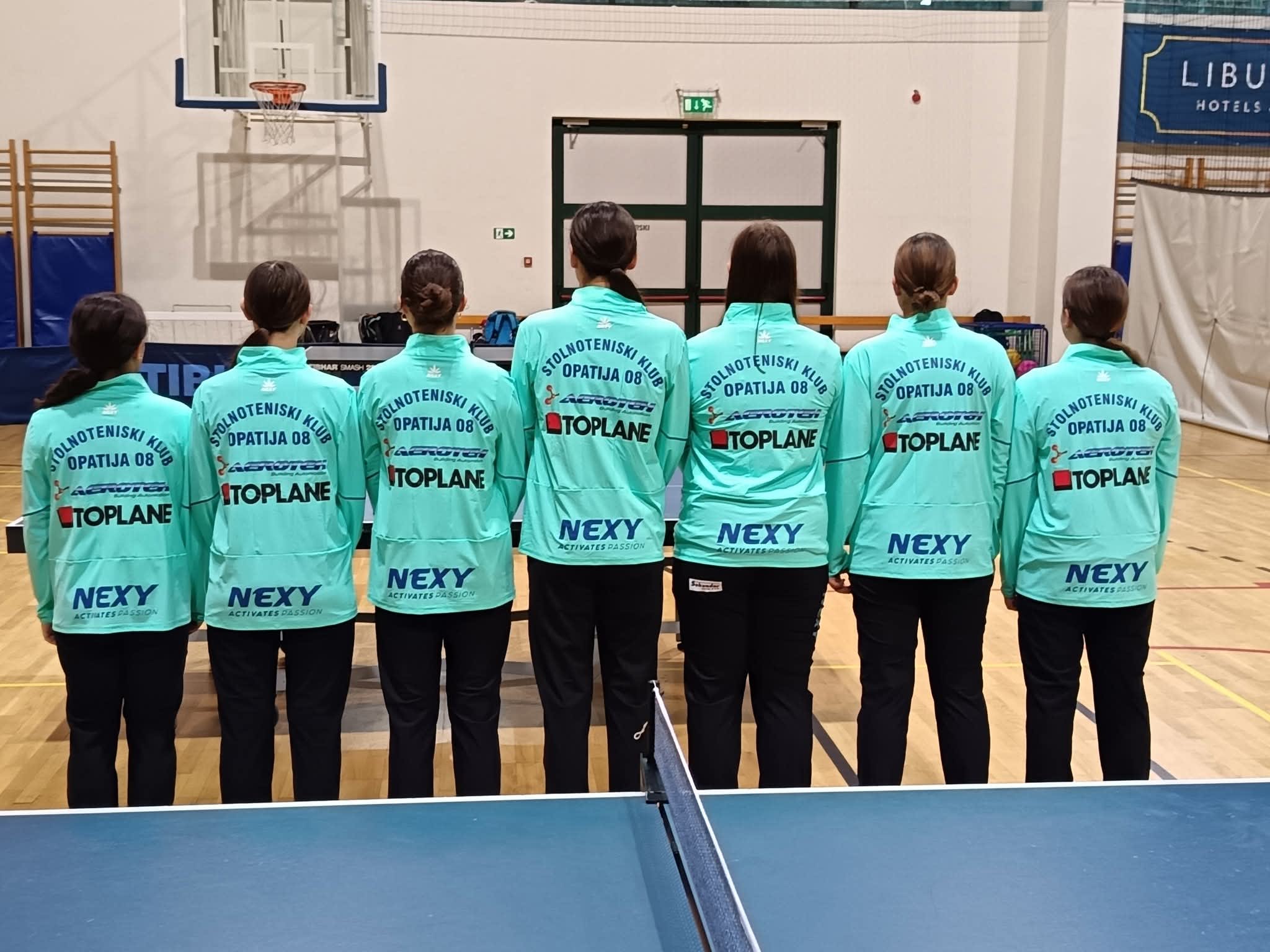 Igračice STK Opatija 08 preuzele svoje klupske trenerke :)